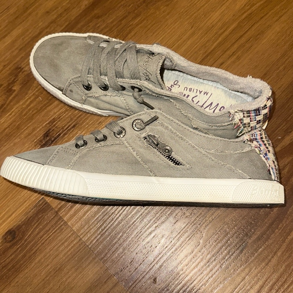 Blowfish Gray Casual Sneakers with Vulcanized Sole